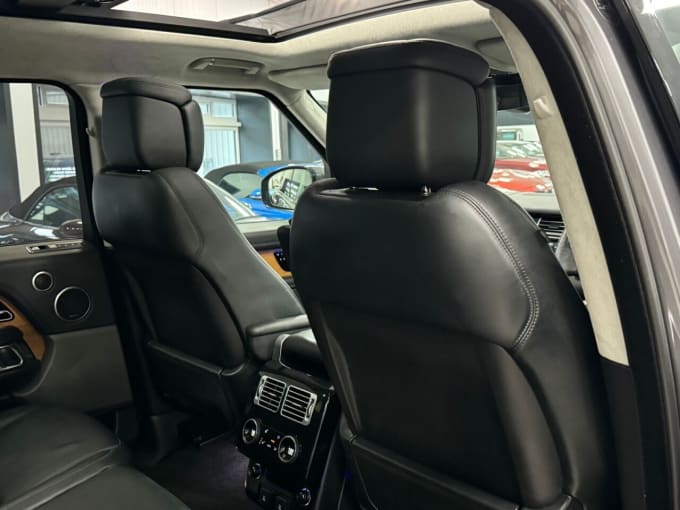 2025 Land Rover Range Rover