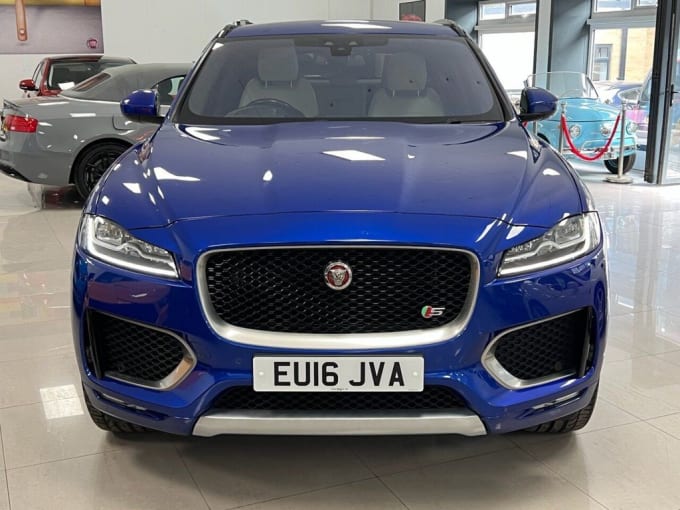 2025 Jaguar F-pace