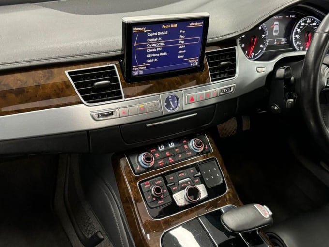 2025 Audi A8