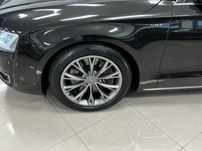 2025 Audi A8