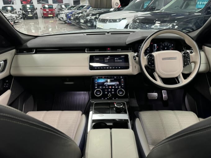 2025 Land Rover Range Rover Velar