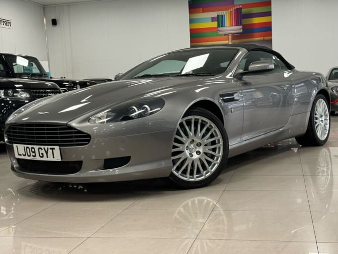 2025 Aston Martin Db9