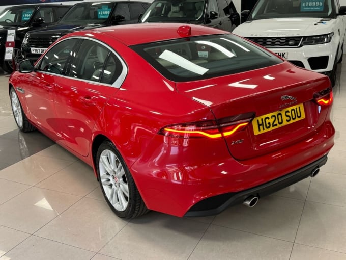 2025 Jaguar Xe