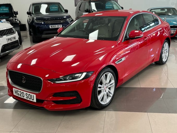 2025 Jaguar Xe