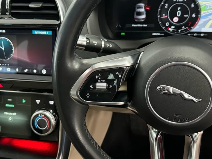 2025 Jaguar Xe