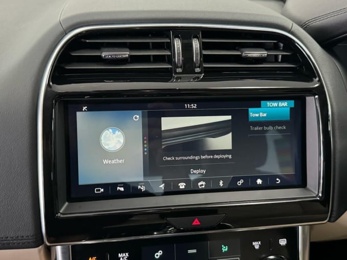 2025 Jaguar Xe