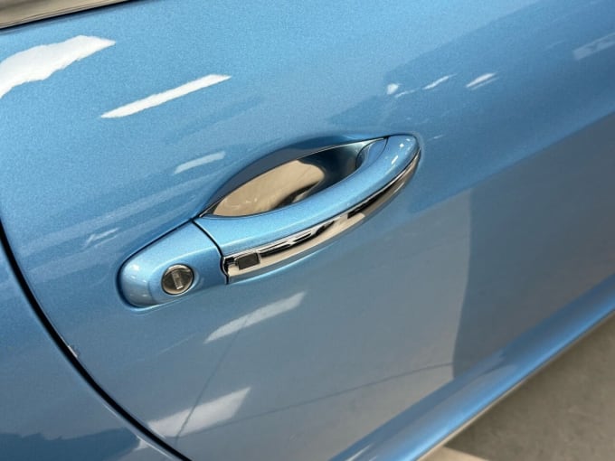 2025 Bentley Continental