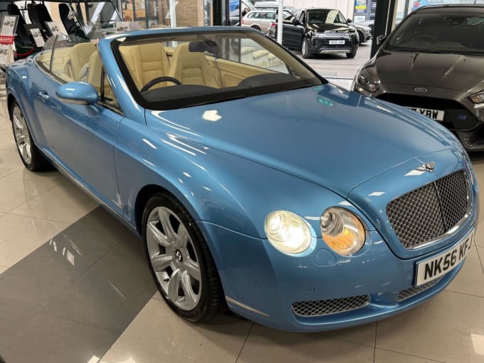 2025 Bentley Continental