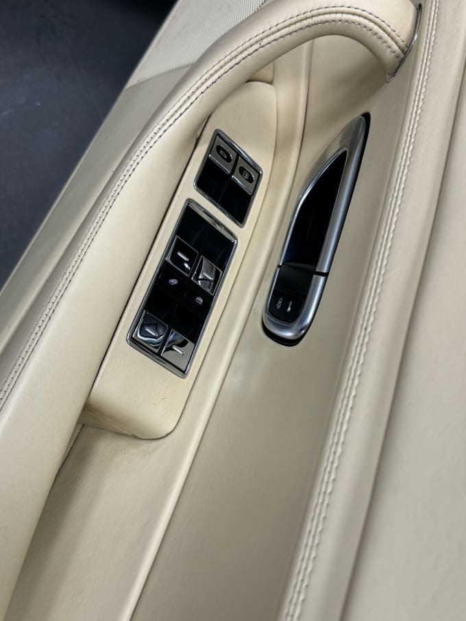 2025 Bentley Continental