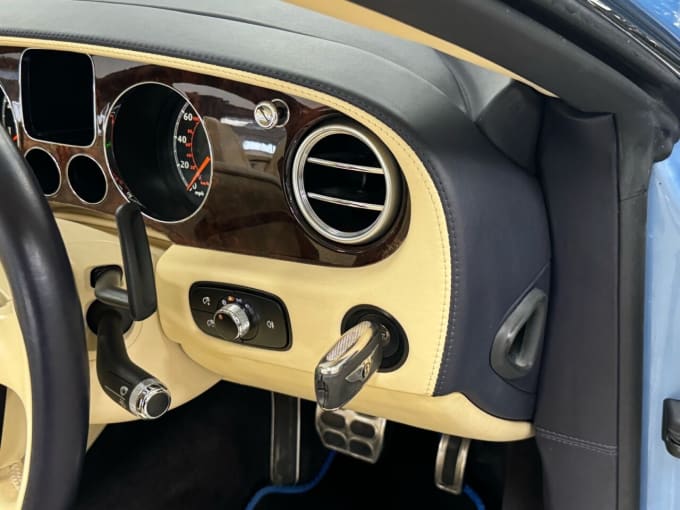 2025 Bentley Continental