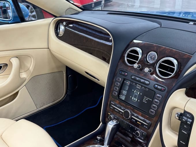 2025 Bentley Continental