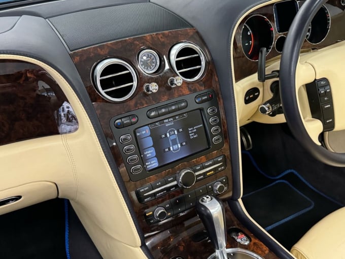 2025 Bentley Continental
