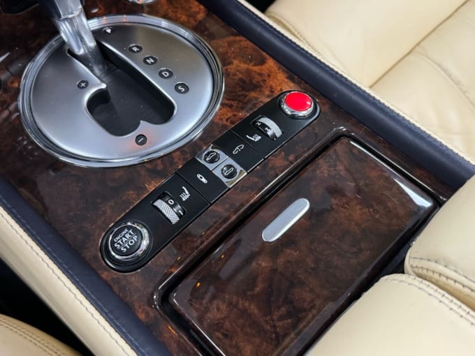 2025 Bentley Continental