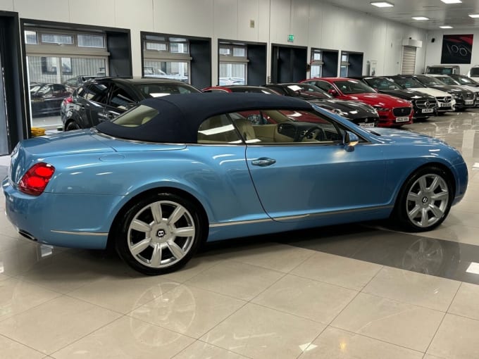2025 Bentley Continental