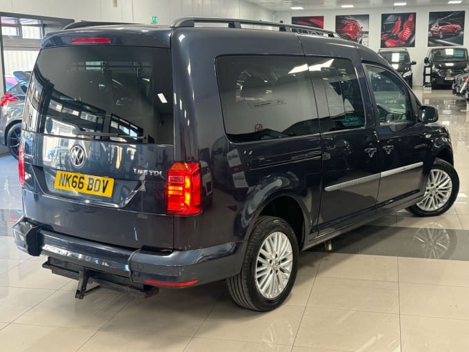 2025 Volkswagen Caddy Maxi Life