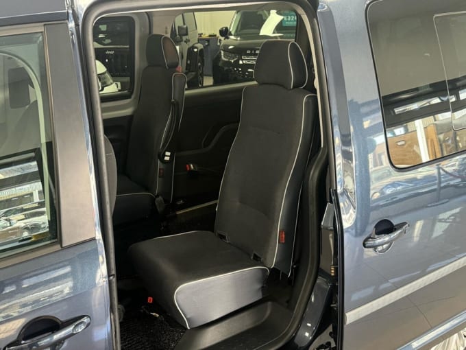 2025 Volkswagen Caddy Maxi Life