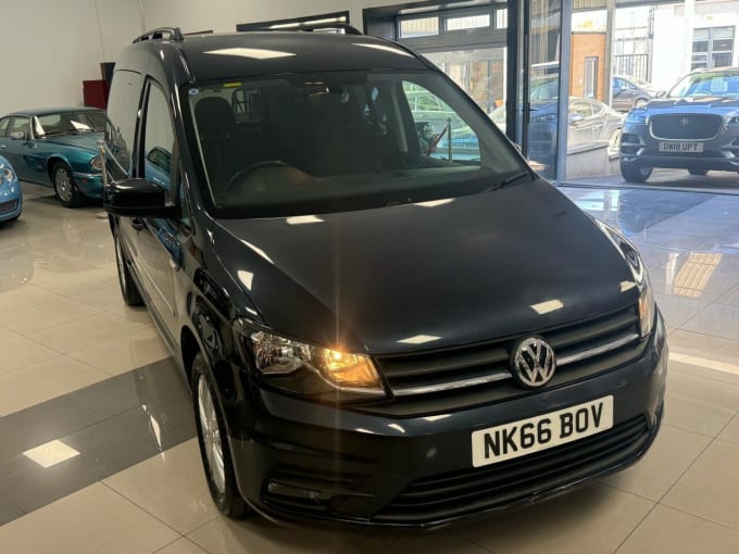 2025 Volkswagen Caddy Maxi Life