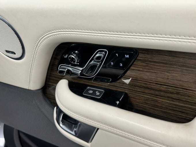 2025 Land Rover Range Rover
