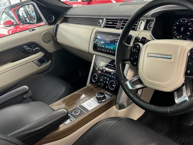 2025 Land Rover Range Rover