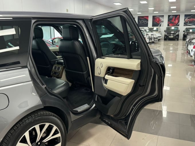 2025 Land Rover Range Rover