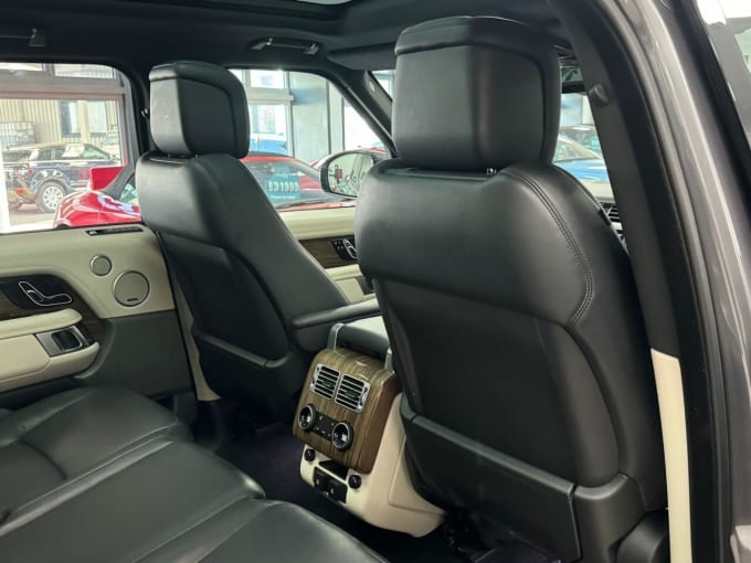 2025 Land Rover Range Rover