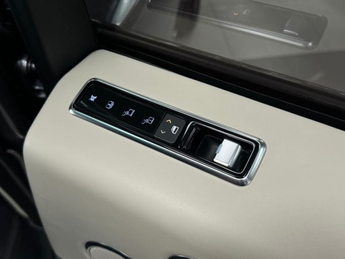 2025 Land Rover Range Rover