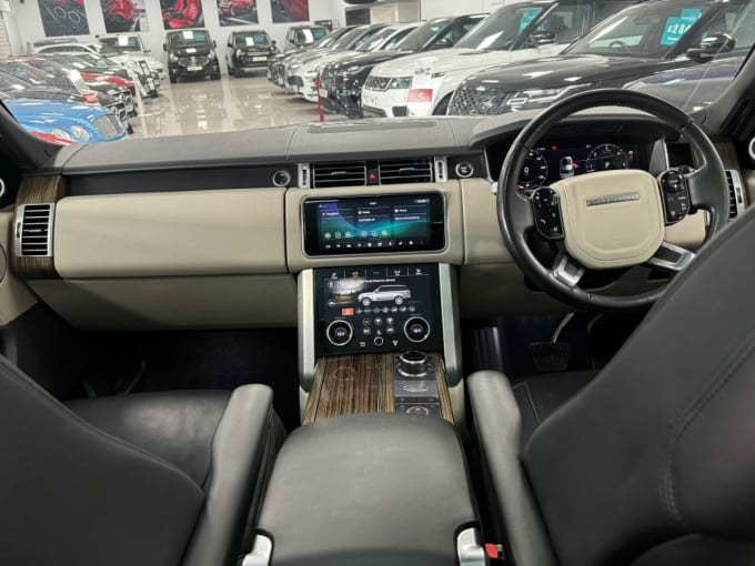 2025 Land Rover Range Rover