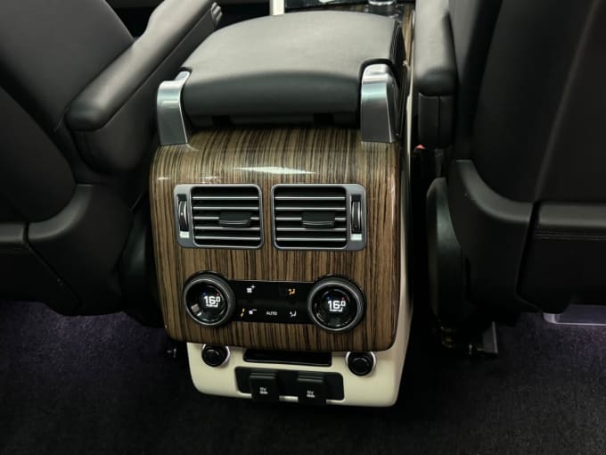 2025 Land Rover Range Rover