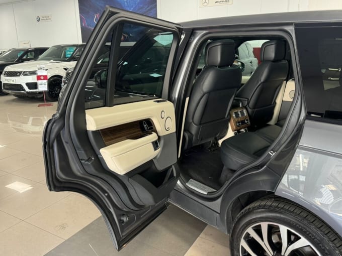 2025 Land Rover Range Rover
