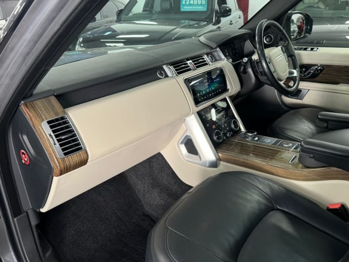 2025 Land Rover Range Rover