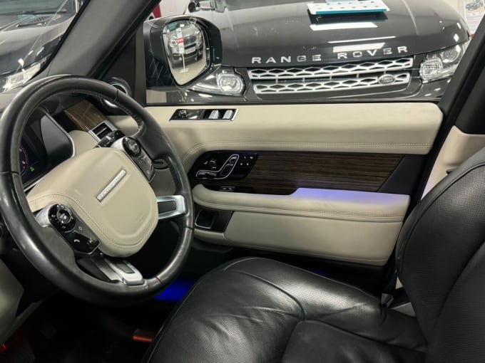 2025 Land Rover Range Rover