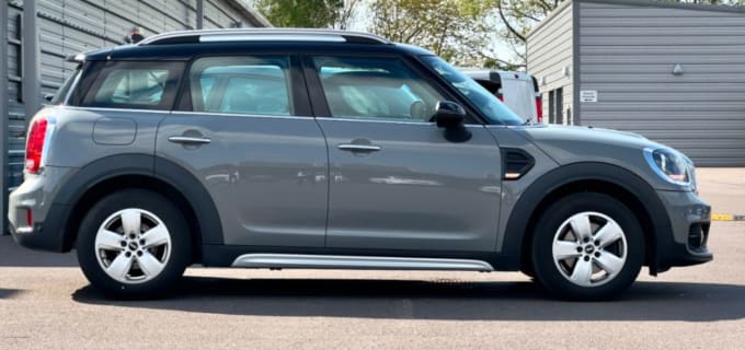 2025 Mini Countryman