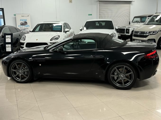 2025 Aston Martin Vantage