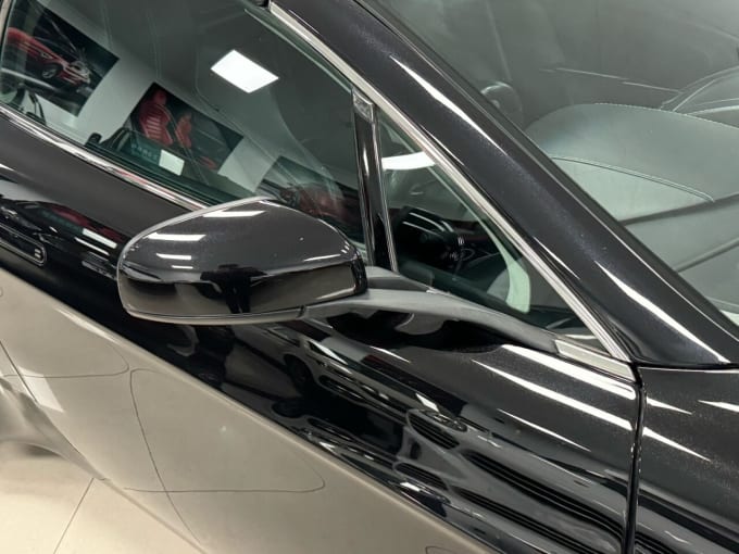 2025 Aston Martin Vantage
