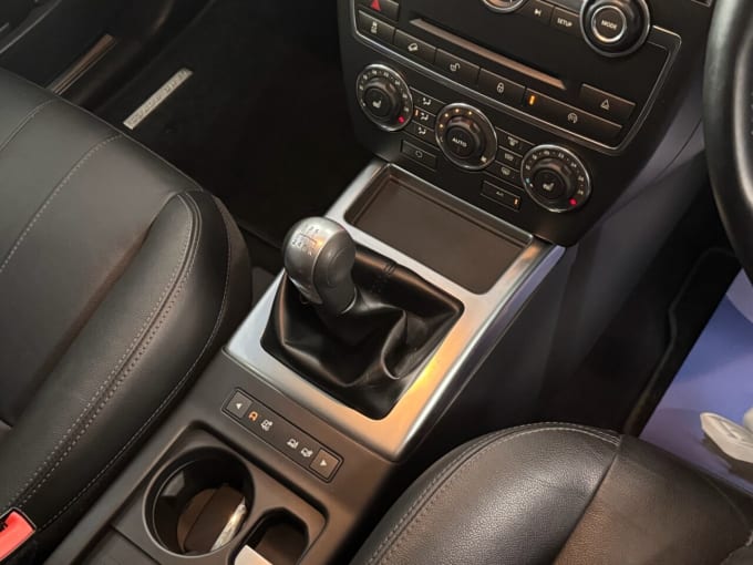 2025 Land Rover Freelander 2