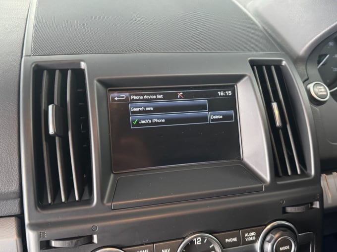 2025 Land Rover Freelander 2