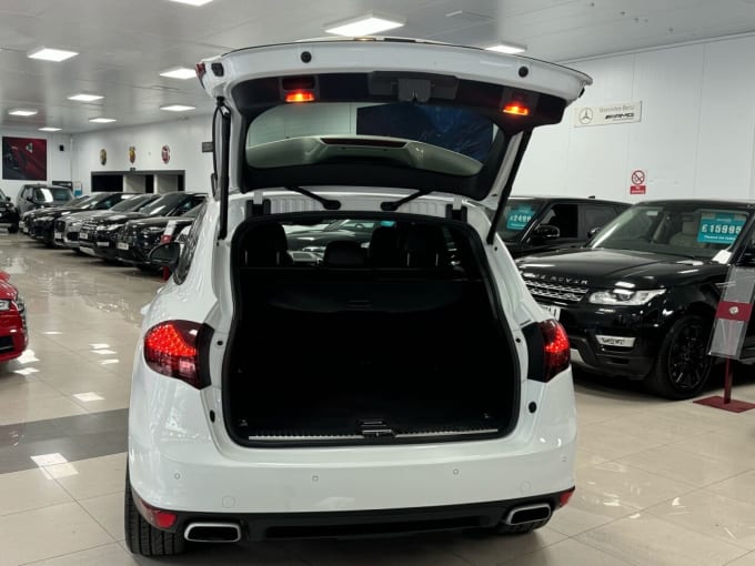 2025 Porsche Cayenne