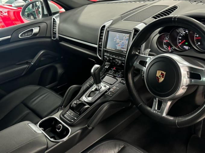 2025 Porsche Cayenne