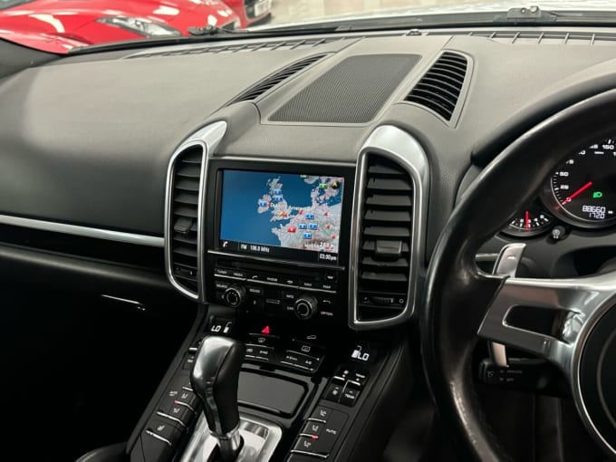 2025 Porsche Cayenne