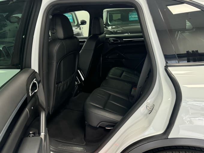 2025 Porsche Cayenne