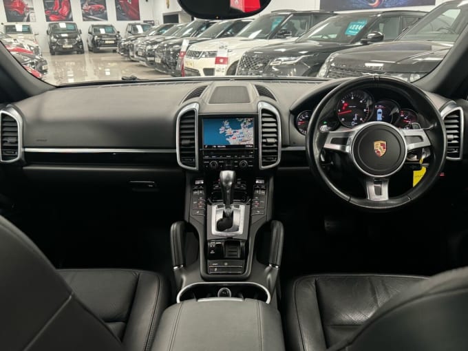 2025 Porsche Cayenne