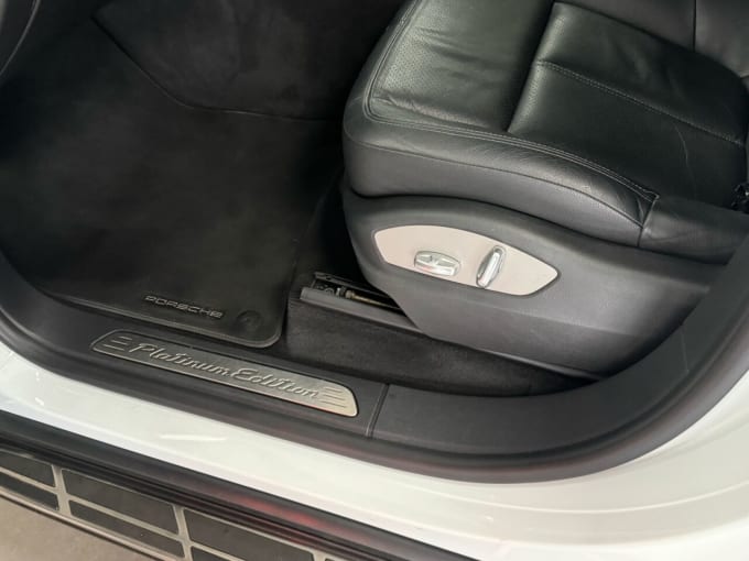 2025 Porsche Cayenne