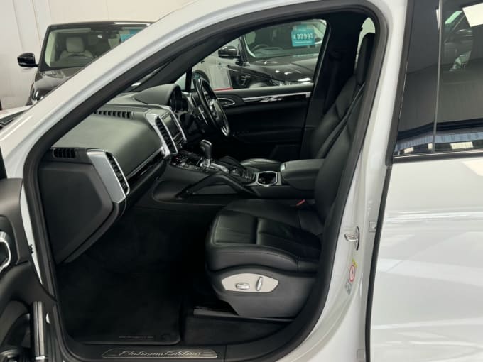 2025 Porsche Cayenne