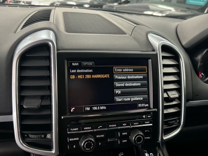 2025 Porsche Cayenne