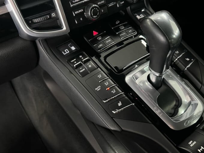 2025 Porsche Cayenne