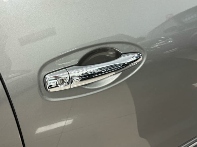 2025 Nissan Navara