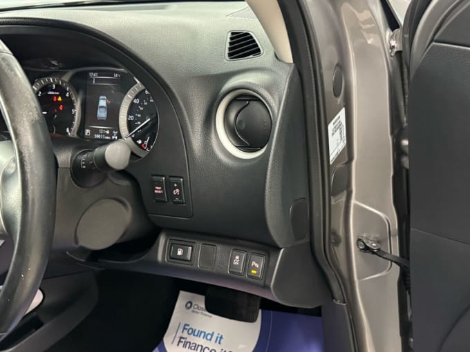 2025 Nissan Navara