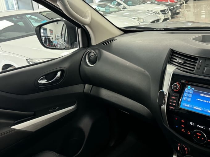 2025 Nissan Navara