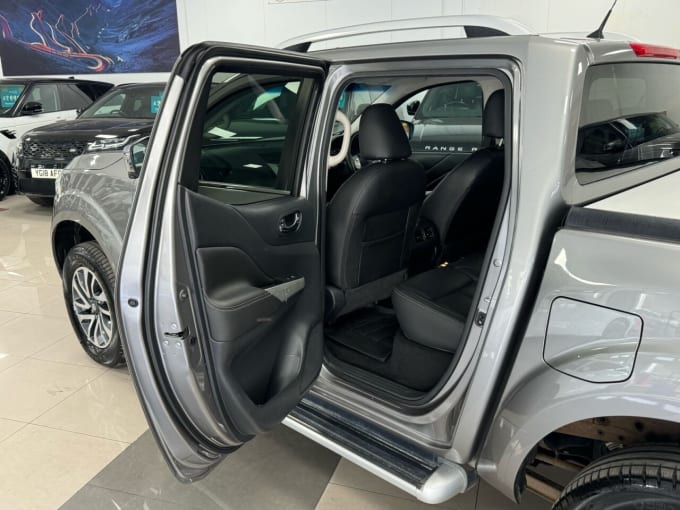 2025 Nissan Navara