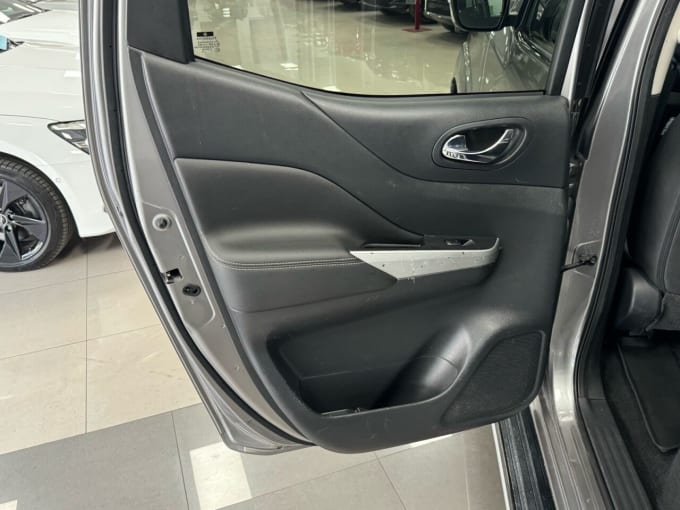 2025 Nissan Navara